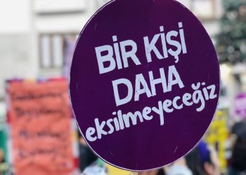 Kadın cinayetlerinin faili de sorumlusu da yanı başımızda