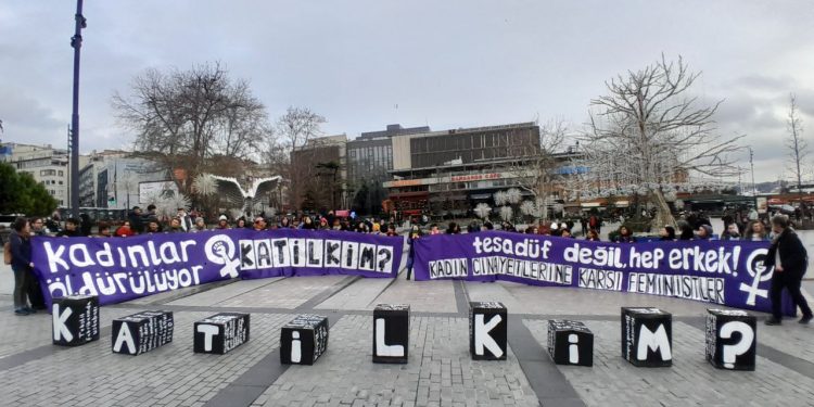 Kadınlar öldürülüyor! Katilleri tanıyoruz!